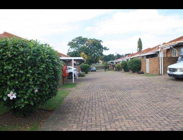 2 BEDROOM TOWNHOUSE FOR SALE IN NORKEM PARK